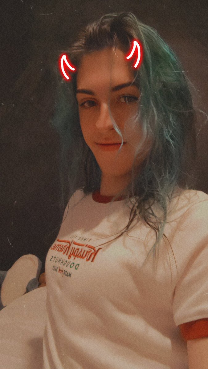 AshIsGlazed's tweet photo. Oh nuuu someone call the police, it's a trans woman not harming anyone just being happy to simply exist. #MtF #Trans #FuckTheGov #UK https://t.co/8VwcRVFYIL