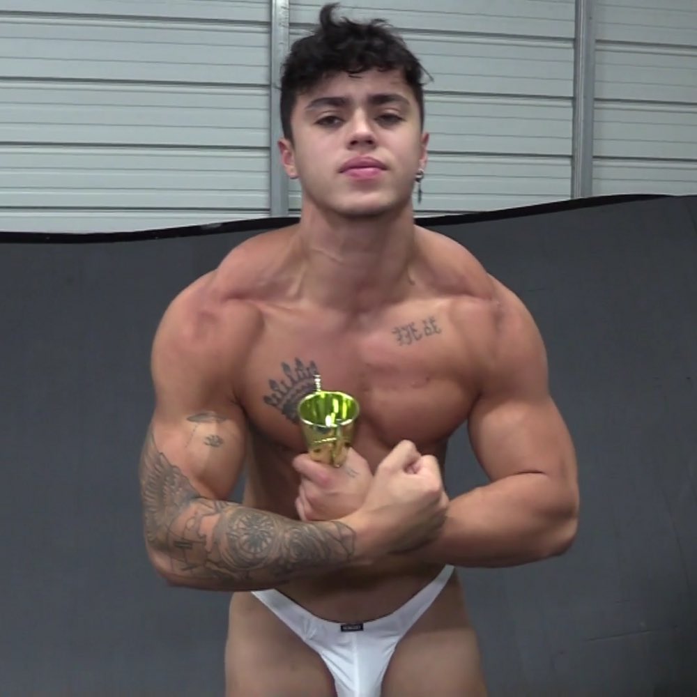 WrAndSinglets's tweet photo. @russryder_ @Bigtucoo 🏆 https://t.co/lKSiRctRwZ