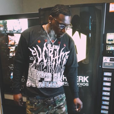 TpmFlaw's tweet photo. #NewProfilePic https://t.co/B1GOSJaH43