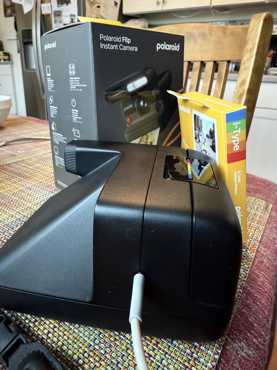 AdamFurgang's tweet image. New Polaroid Flip!