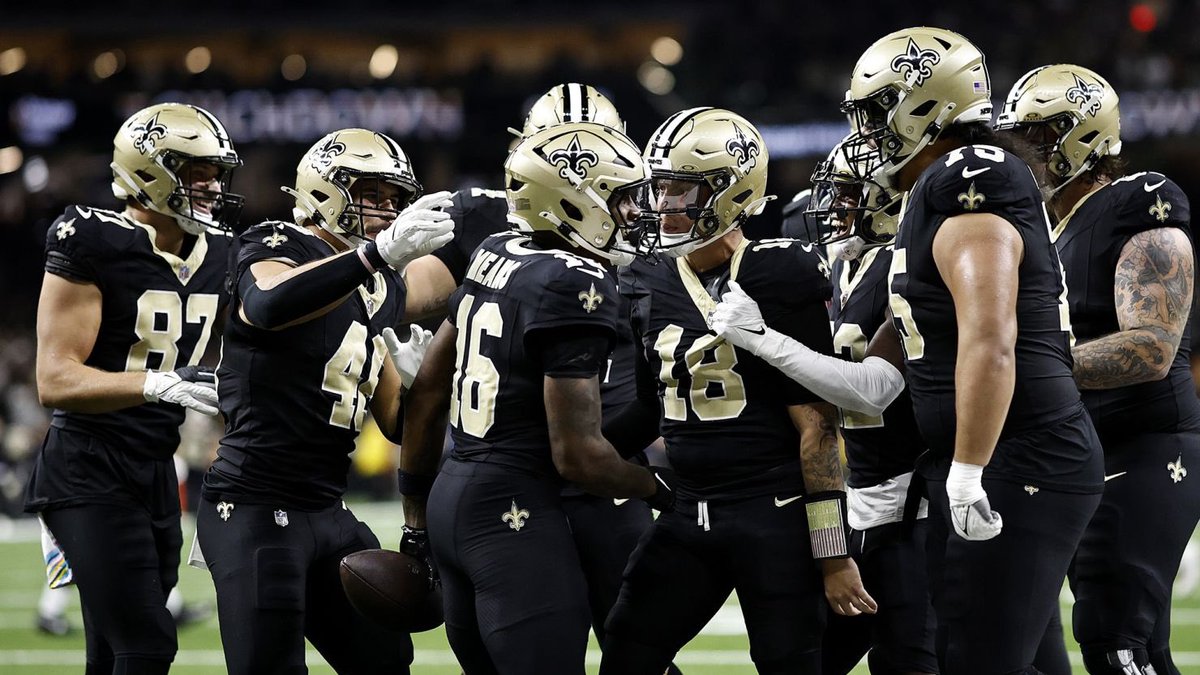 MySportsUpdate's tweet photo. A wild but true stat: The #Saints haven’t used a first- or second-round pick on a QB since 1971, when they took Archie Manning.

That’s by far the longest streak in the NFL. Over 50 years without investing a 1st or 2nd in the game’s most important position. Crazy to think about. https://t.co/DyyWbFN7JI
