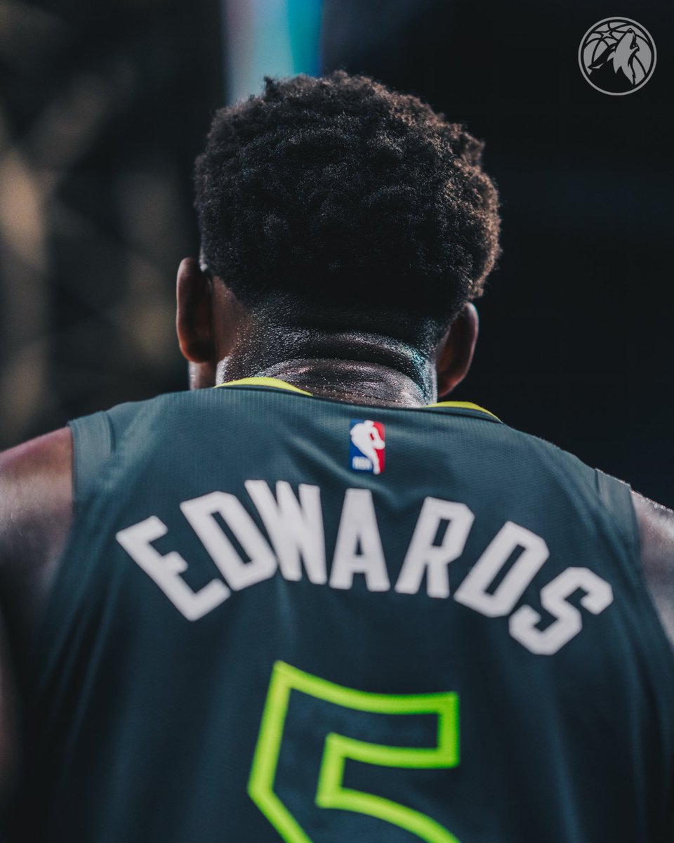 TWolvesLead's tweet photo. 24 HOURS 🏀 https://t.co/Hpztbsxkxj