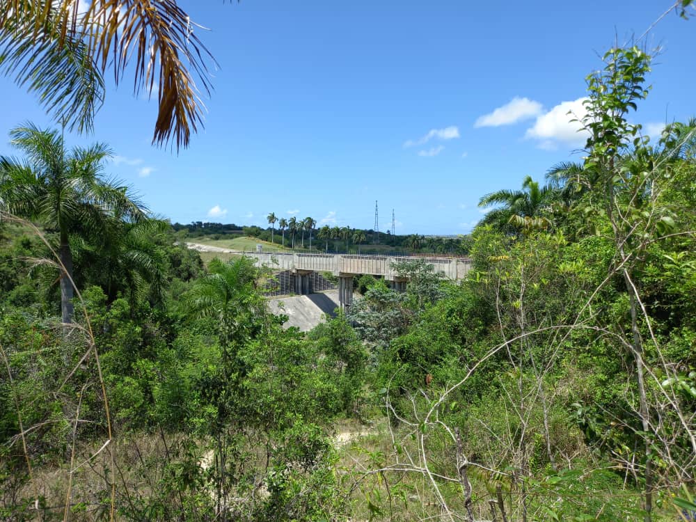 eiphhuebgpinv's tweet photo. Se realizan los trabajos de campo para la Solución de abasto al poblado de Guatemala desde el Río Guayabo en el municipio de Mayarí.
#UEBGP #HolguínSí https://t.co/BEHD7O7IKl