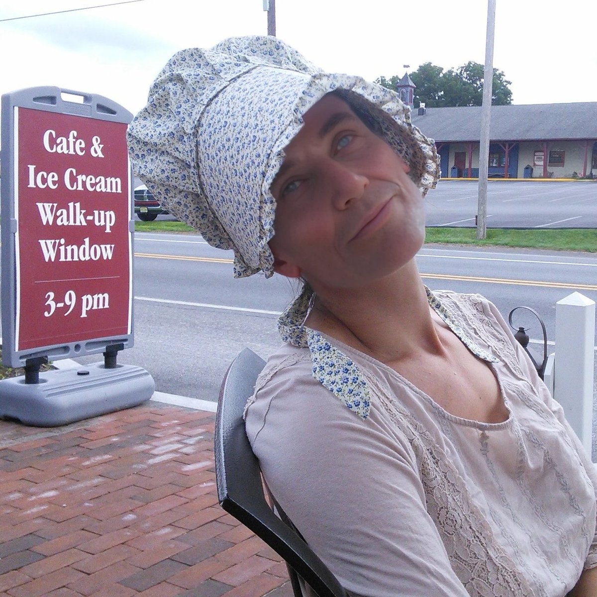 AbeOnVacation's tweet photo. I think this Abe-Lincoln-looking Amish chick is hitting on me...
#flirting #rizz https://t.co/1dllNLUTGs