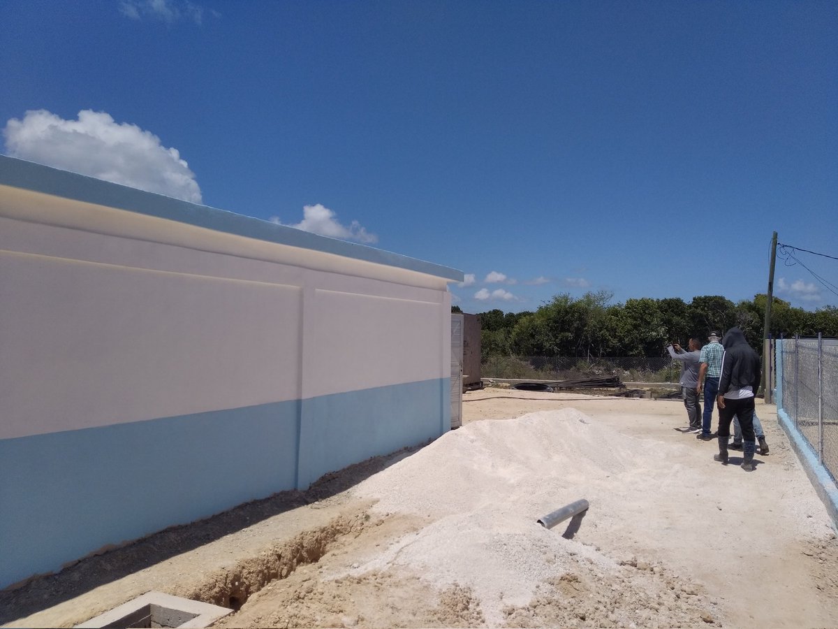 eiphhuebgpinv's tweet photo. Recorrido y trabajos de campo en la Planta Desalinizadora de Caletones en el municipio de Gibara, para la ubicación de un pozo de infiltración.
#UEBGP #HolguínSí https://t.co/oZNhCVc2eU