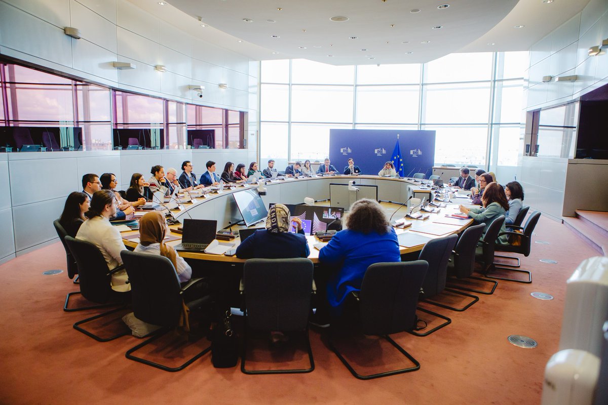 Arif_Abdeljalil's tweet photo. 6/7. I also:
• Addressed misconceptions about North African youth engagement
• Urged the @EU_Commission to act as a mediator, not a polarizer.
• Advocated youth-led validation of #ALF4ThePact dialogue outcomes.
• Called for meaningful,nnot symbolic, youth representation7 https://t.co/ikNPruGiin