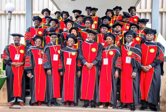 Zoe Life Theological College is back in town with PhD bonanza.  
Please Zoe , teach Africans useful, productive &amp; progressive spiritual life , not PhD freebies. We have enough conmen and scammers.  
Why don’t you award <a href="/realDonaldTrump/">Donald J. Trump</a> and <a href="/elonmusk/">Elon Musk</a> also in your America there 🧐