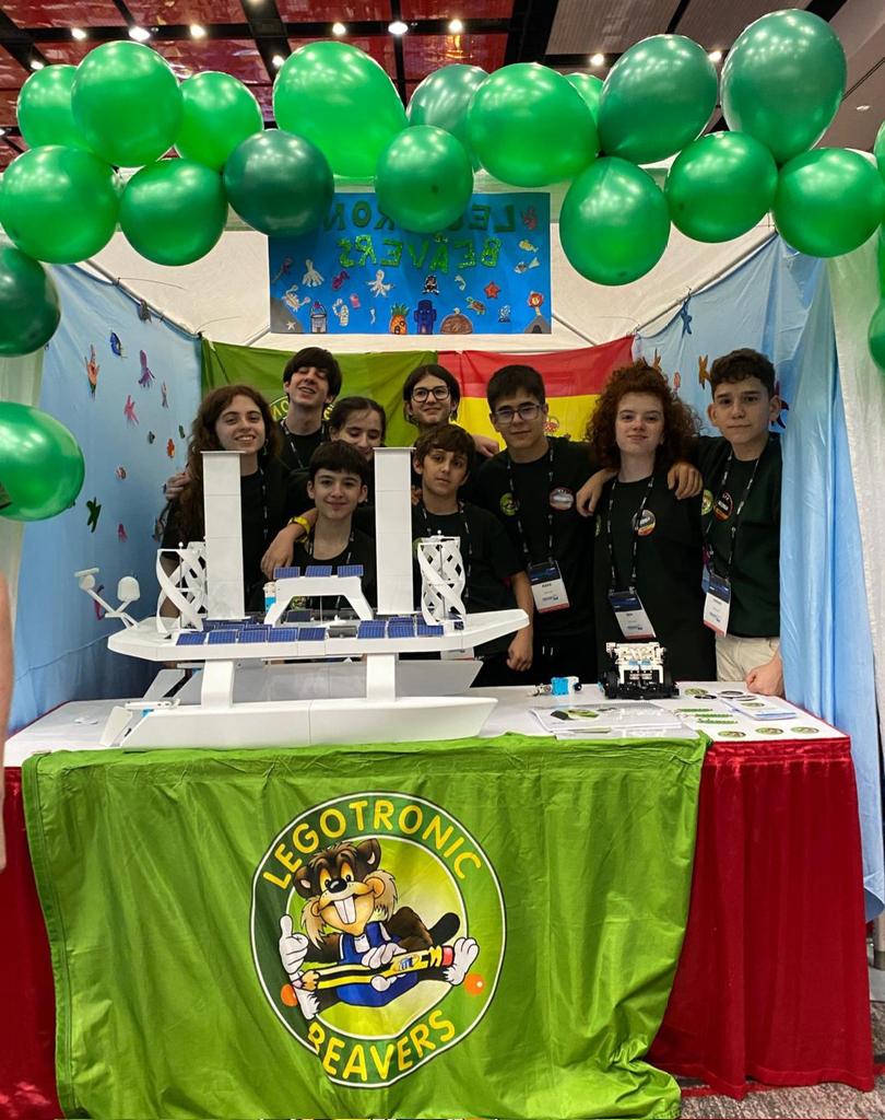 Our team <a href="/LegoBeavers/">Legotronic Beavers</a>, enjoying at <a href="/firstlegoleague/">FIRST LEGO League</a> 💙