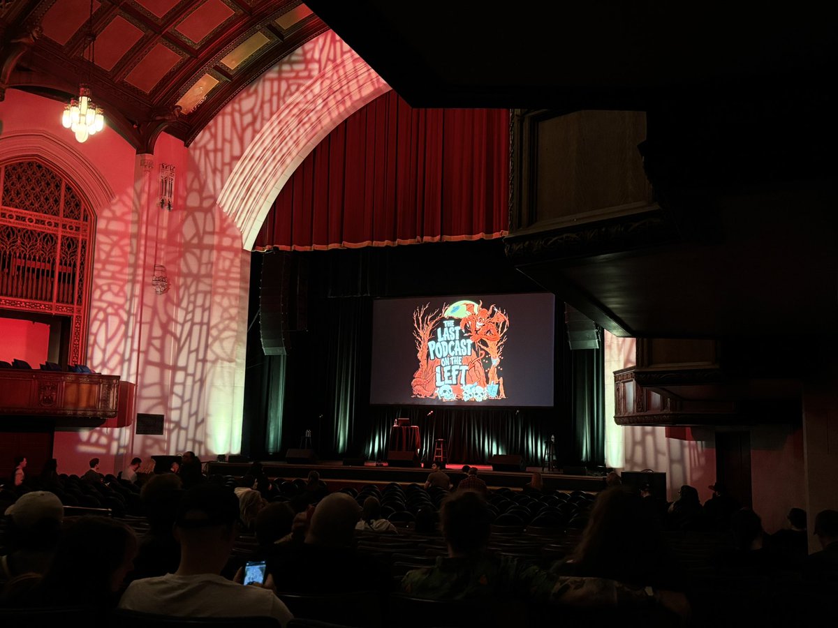 Sweetheartsour1's tweet photo. #LPOTL Detroit Masonic Temple https://t.co/8PesywiNq2