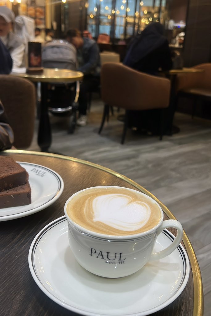 تصميم سيرة ذاتية(CV)
اللغة العربية 
اللغة الانجليزية 
بنظام ATS
مدمجة