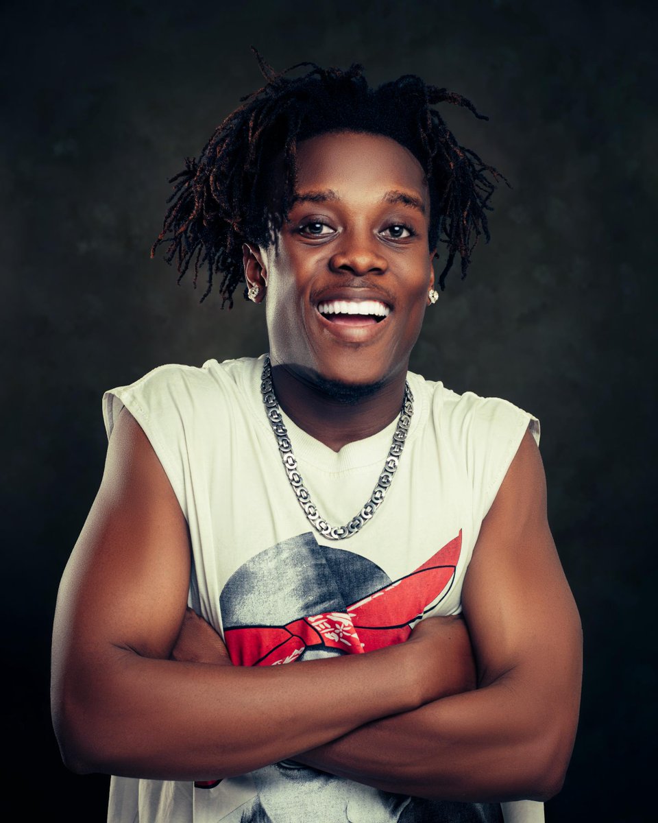 Chamazimusic's tweet photo. 📢 Taarifa Rasmi kutoka Chamazi Music x Vitamin Music:
 Msomali ameachia rasmi picha mpya za brand identity kwa mwaka 2025!
Zitatumika kwenye matamasha, media appearances na promos mbalimbali.
Tegemea mwaka wa kipekee kutoka kwa Msomali 🔥
#Msomali #Singeli2025 #ChamaziMusic https://t.co/FRVRcKmhq6