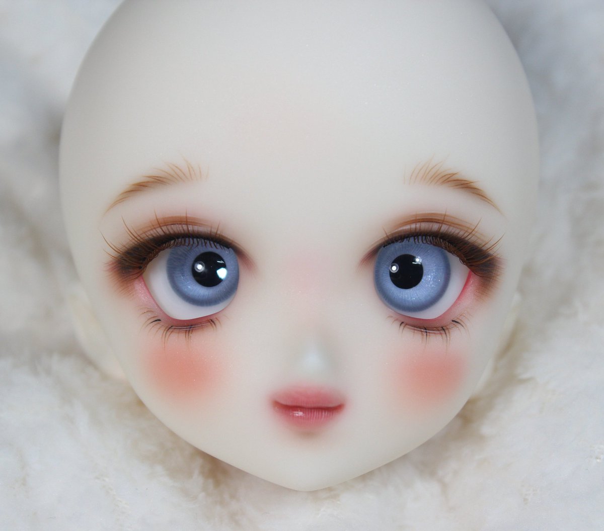 W (작업중) tweet media