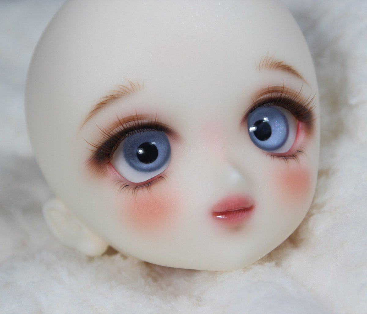 W (작업중) tweet media