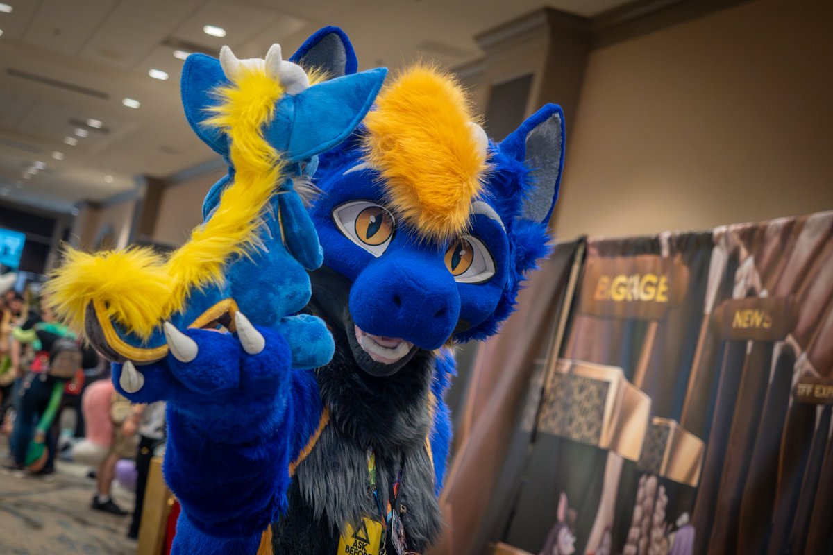 StraBenversion's tweet photo. #TFF2025  was a fantastic way to start my con journey! 

What an experience and a perfect opportunity to capture some pics of some truly unique fursuits. I've got quite a few pics to share, so I plan to post them periodically for #FursuitFriday! https://t.co/PIInmspy3o