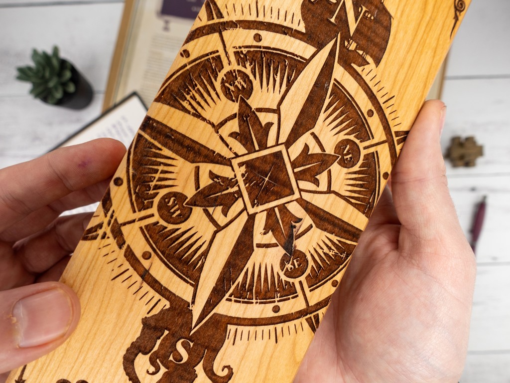 talonclaw's tweet photo. Set a course for excitement with Compass Adventure, a swashbuckling vault design inspired by old pirate maps, complete with a sailing ship and lurking tentacles. 
#woodworking #dice #dicevault #dnd #dndart https://t.co/7GbcFVygXP