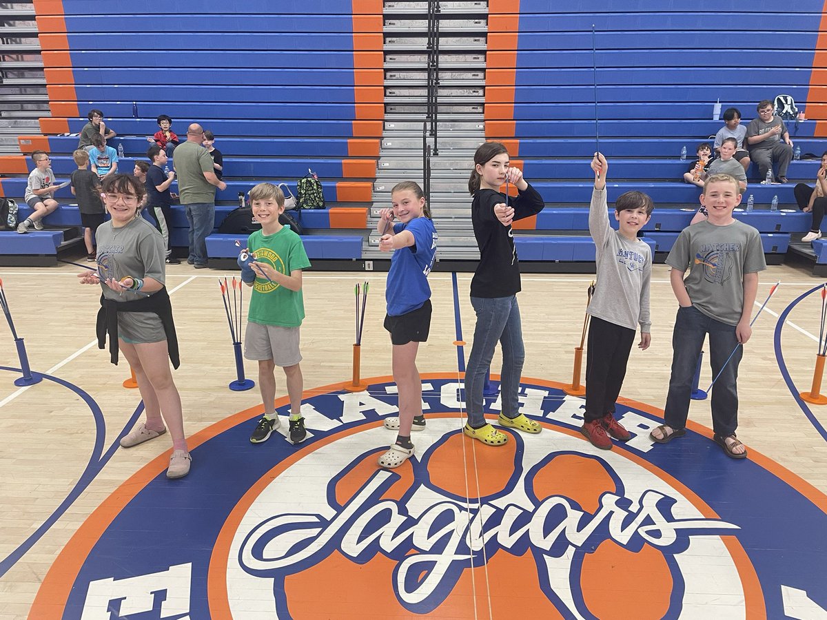 NatcherElem's tweet photo. Last round of archery club for the season! We honored our 6th graders with a Natcher Arrow. (1 of 2) https://t.co/OJeujKJaKh