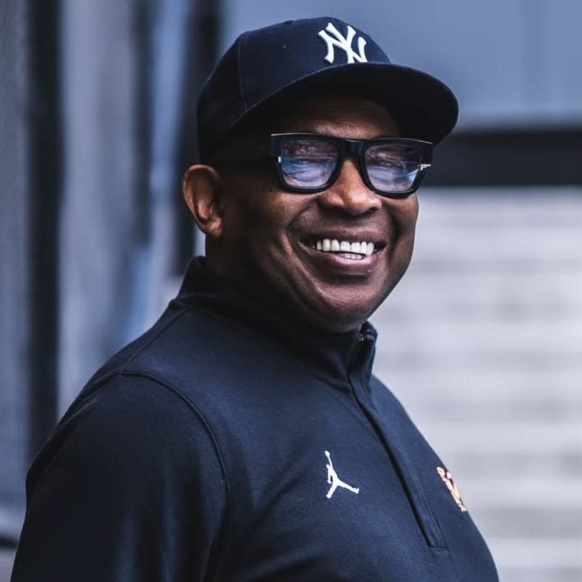 Mike Law was at everything hoops related, it seemed. He always took time to say hello and give undivided attention.

Without fail, he’d be wearing a ball cap, sweatsuit, fresh kicks — and his trademark smile.

I JUST saw him at CIF finals. Life is but a vapor.

RIP Mike Law 🕊️