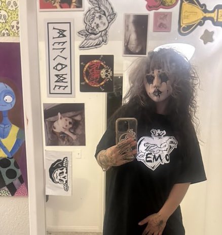 eloteshop's tweet photo. Te Emo Tees available at https://t.co/3j4AI8h61W

#latino #teemo https://t.co/iBS9V3dgMc
