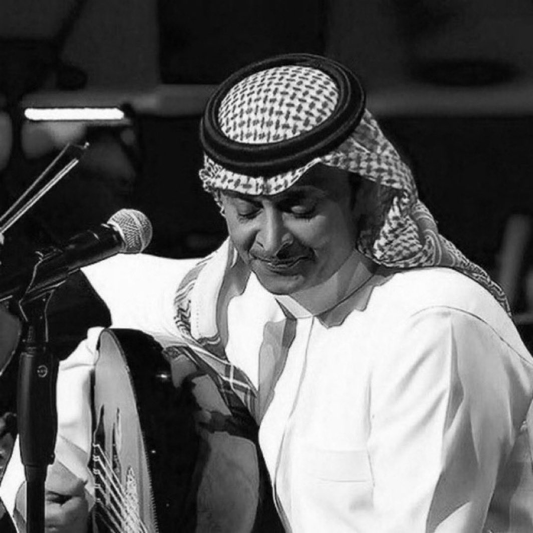 يقول عبدالمجّيد عبدالله :

من بغاكّ ما أتعبك وما أوجعّك ماقال أنكّ وطن ثم أنكرك