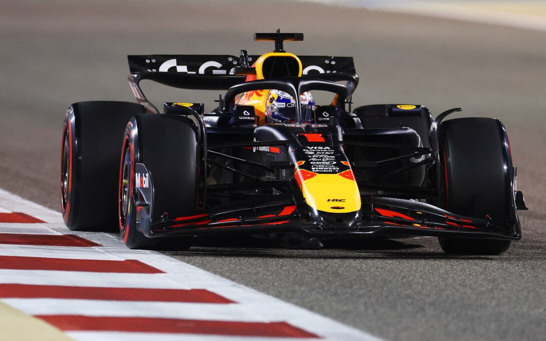 F1 Saudi Arabian Grand Prix 🏁

In his last 4 starts at the Jeddah track Max Verstappen has finished on the podium all 4 times with two 1st places and two 2nd places. 

I am having a bet on him to win at a massive 13/2 and a cover bet on a podium finish at EVENS 👀

#F1