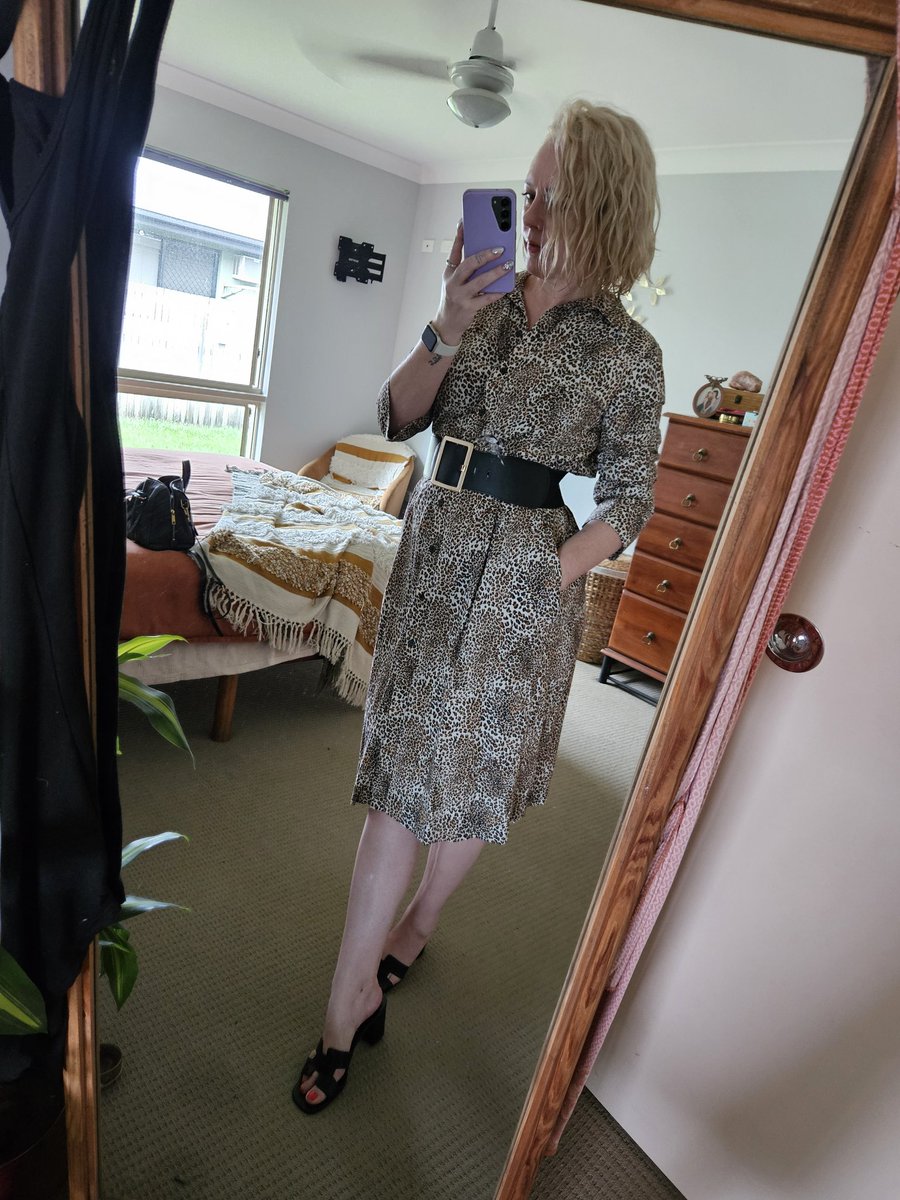 Loving the outfit for brunch today.