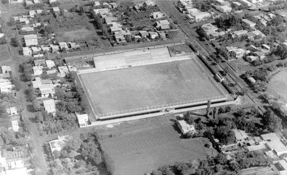 Germán Alarcón (@cgermanalarcon) on Twitter photo 18 ABRIL 1926 🏳️
Hace 99 años, <a href="/CAArgentinoOK/">Club Atlético Argentino - Rosario</a> , que en ese momento se llamaba Nacional, le ganó 5 a 3 a Central Córdoba en la cancha salaíta de Iguazú y Gorriti, barrio Industrial. 18 ABRIL 1926 🏳️
Hace 99 años, <a href="/CAArgentinoOK/">Club Atlético Argentino - Rosario</a> , que en ese momento se llamaba Nacional, le ganó 5 a 3 a Central Córdoba en la cancha salaíta de Iguazú y Gorriti, barrio Industrial.