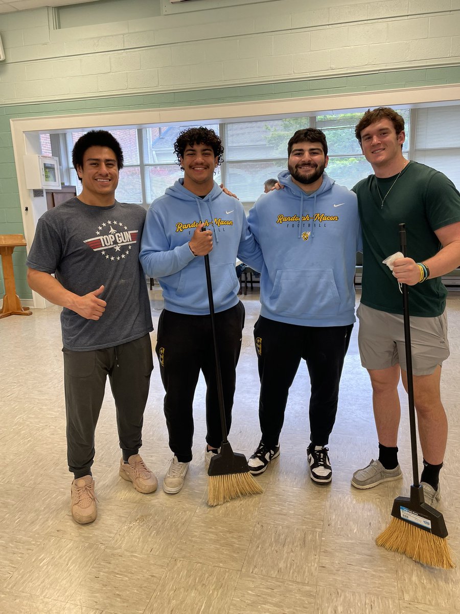 𝗥𝗔𝗡𝗗𝗢𝗟𝗣𝗛-𝗠𝗔𝗖𝗢𝗡 𝗙𝗢𝗢𝗧𝗕𝗔𝗟𝗟 (@rmcfootball) on Twitter photo Some shots from earlier this month when our guys teamed up with Rise Against Hunger (<a href="/Rise2030/">Rise Against Hunger</a>) to help pack meals for those facing food insecurity.
Learn more about their mission and how you can help at riseagainsthunger.org
#Team138 | #BuildandFight Some shots from earlier this month when our guys teamed up with Rise Against Hunger (<a href="/Rise2030/">Rise Against Hunger</a>) to help pack meals for those facing food insecurity.
Learn more about their mission and how you can help at riseagainsthunger.org
#Team138 | #BuildandFight