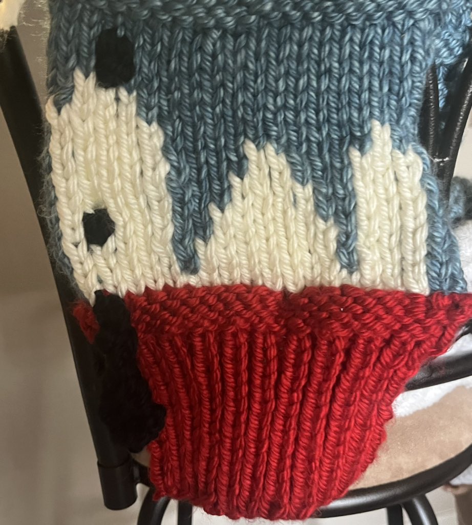 Knit_At_Baum's tweet photo. This season has been all about challenging myself to make new, tricker, projects! 
Here’s Snoopy in his many forms: the finished product, the tragic first attempt, and the inspo! https://t.co/E7HB3bvQPB