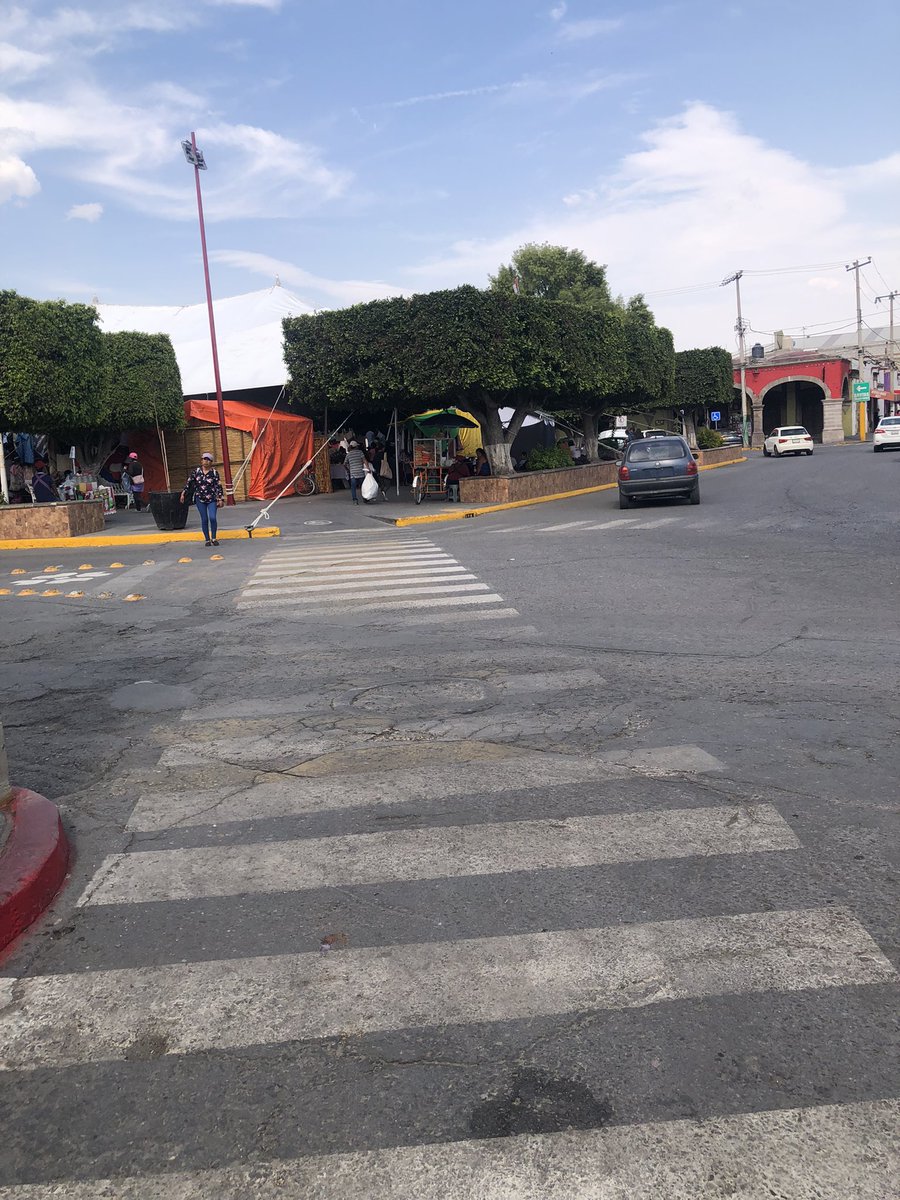 JavierMart780's tweet photo. Alguien en el glory hole de ixmiquilpan https://t.co/ESKCV0BT0H