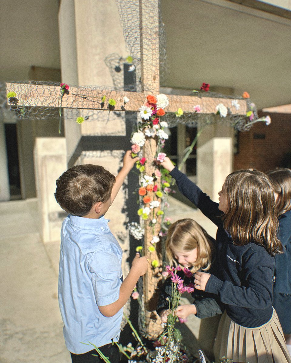 TheMVSchool's tweet photo. In this Easter season of renewal, every bloom placed in love is a reminder of the life we’re made to live—full of purpose, wonder, and grace. 💐 Wishing everyone a joyful and hope-filled Easter! https://t.co/tnLl09rTrb