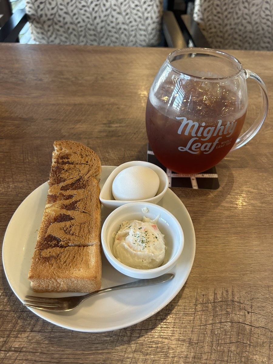 toerag_oth's tweet photo. ウォーキングがてらの朝食
やってみたかったんですよね
#さかい珈琲
#ウォーキング https://t.co/YK6oxIzz9P