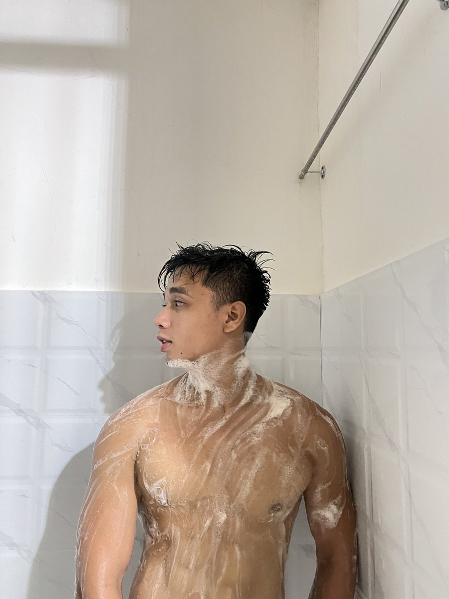 kekarboy's tweet photo. Ada yg mau ikut main air? 💦
-oyeen https://t.co/tUly0Qlqqe