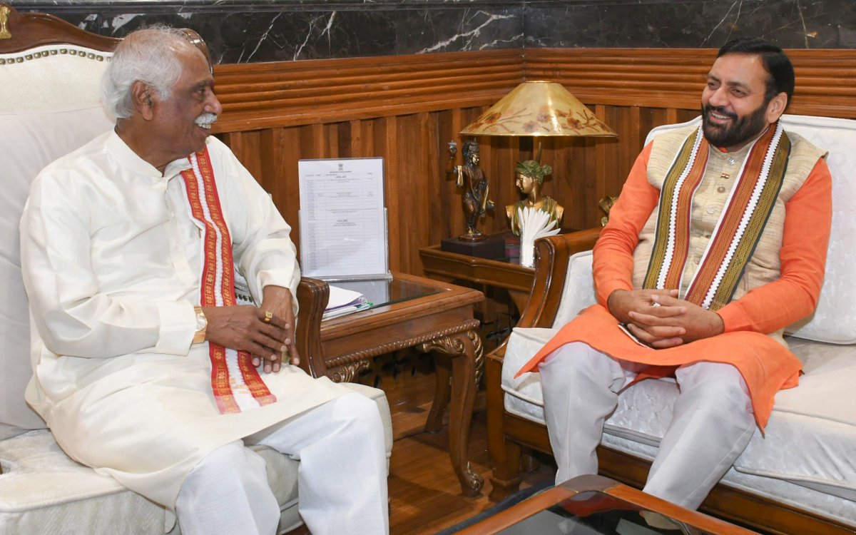 Nayab Saini tweet media