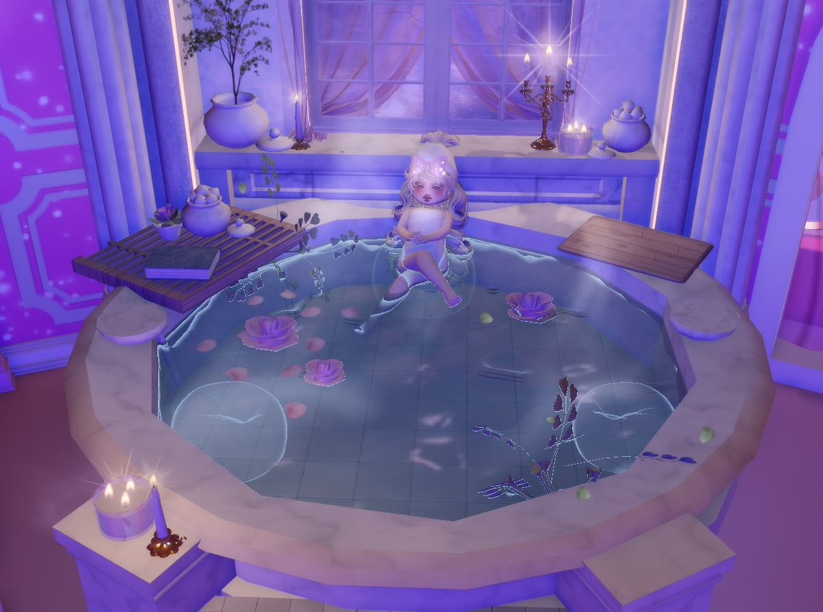 reynn_xx's tweet photo. hot tub?? i got bored TT https://t.co/PtaQbjaKJC