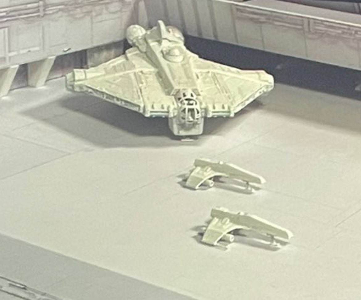 stawarsiain's tweet photo. More E-Wings spotted for Ahsoka S2.
#starwars #ahsoka #ewings 🔥🔥 https://t.co/F2HBJ85kvA