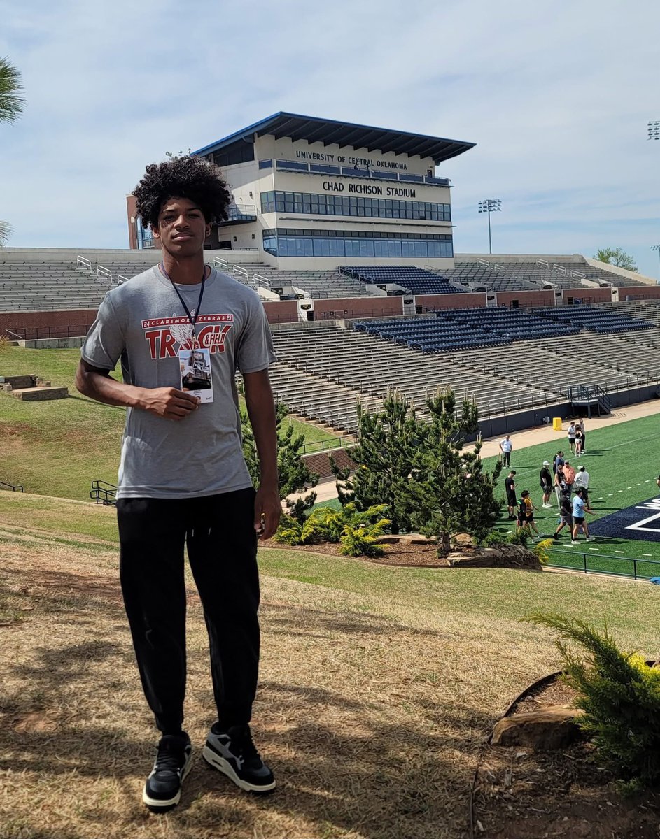 Bryson Hall tweet media