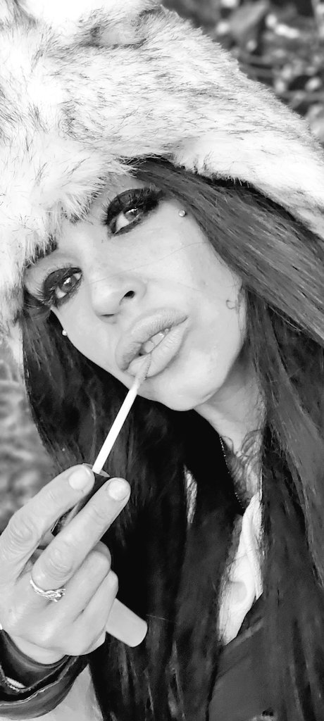 LoisLois269773's tweet photo. #RevealMe 

#exclusiveink

#pornhumm https://t.co/aJKpWTsTkn