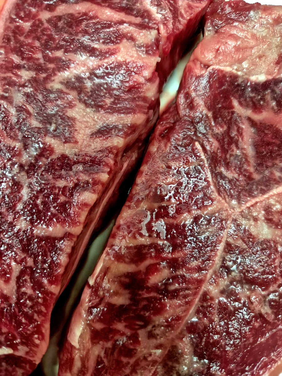meatabolicglow's tweet photo. This flesh for my last supper as a 61 year old.
Because of it, I'll be so much better off tomorrow morning when I wake a whole number older!
Eating a good fatty steak literally makes me happy. Does it have the same effect on you?
#carnivorefood #steaklife https://t.co/x1lexBVweK