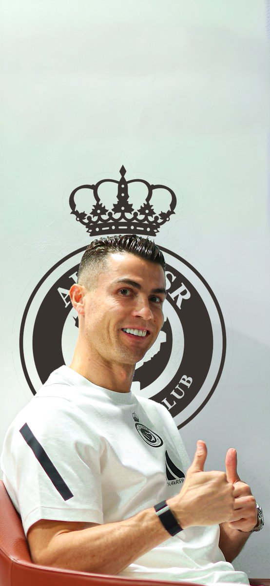 PostSovietBazar's tweet photo. Sorry fellas but Ronaldo is no more a KING 👑

#PostSovietBazaar #Football #Soccer #Messi https://t.co/3zV2i6O38p