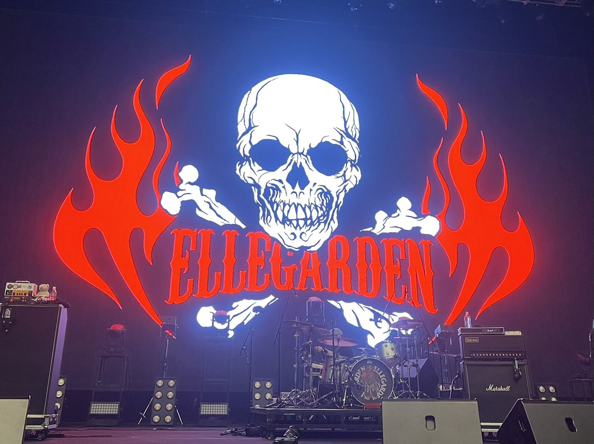 _a_chocolate's tweet photo. あんまりプライベートな投稿しないけど、
たまには💡´-
先日『 FEEDER × ELLEGARDEN Sonic Bridges Tour 2025 』参戦してきました🎸
整番めっちゃ早くて、ほぼ真ん���の2列目で見れました…！！
感じたことはありすぎるくらいあるけど、
言葉で言い表せないくらい最高でした🥹 https://t.co/TJeeQUokOk