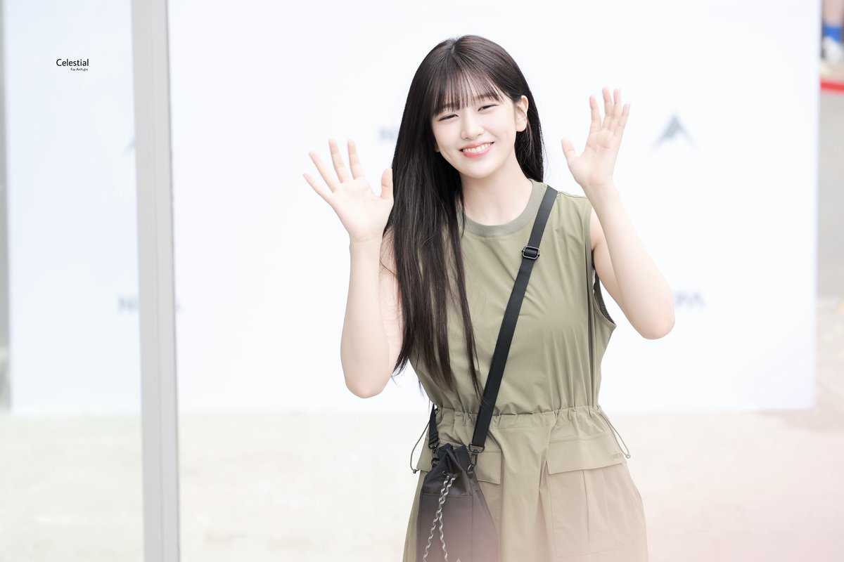 Celestial_YUJIN's tweet photo. 𝟐𝟓𝟎𝟒𝟏𝟗
HD(2)
#아이브 #IVE #안유진 #YUJIN #유진 https://t.co/wCZQyQqtSa