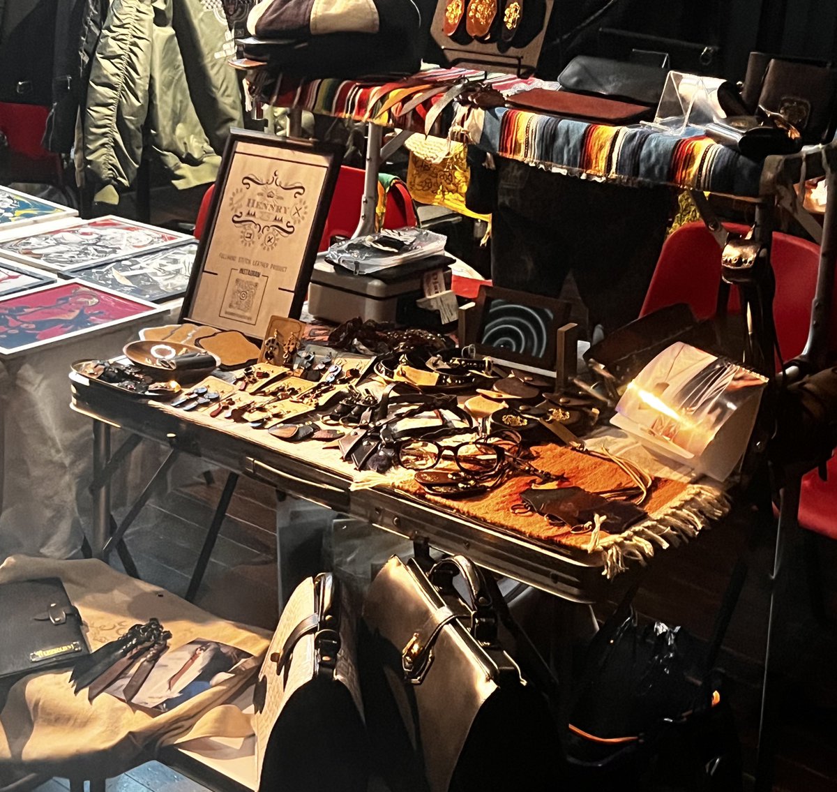 hennry2019's tweet photo. 4/29 熊本Djangoにて、出店＋ライブペイントを行います♪♪
 お時間ある方ぜひ遊びに来てください😊✨
 #熊本Django  #ライブペイント #出展 #イベント #HENNRY https://t.co/vYdi8V7CBJ