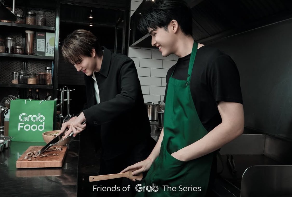 magentablabla's tweet image. Ig : hirunkit_
ขอตั้งชื่อรูปว่า อาหารไทยอร่อยยที่สุดในโลกกก สั่ง ได้ที่ GrabFooddd
((เที่ยงแล้วววว สั่งอาหารมาทานกันครับบ💚))
#TheRacingTrack #เพราะเราสนามนี้ไม่มีแพ้ #FriendsOfGrabTheSeries #GrabFood #GrabTH
#ทีมGrab #hirunkit_