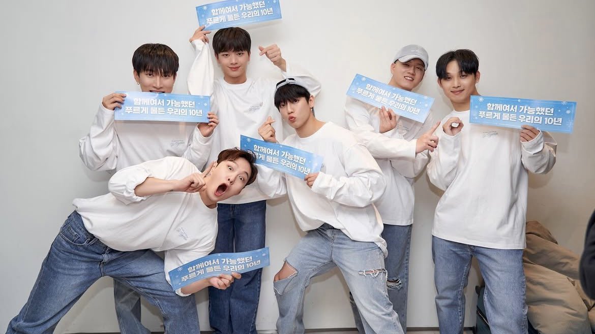 BTOPINK tweet media