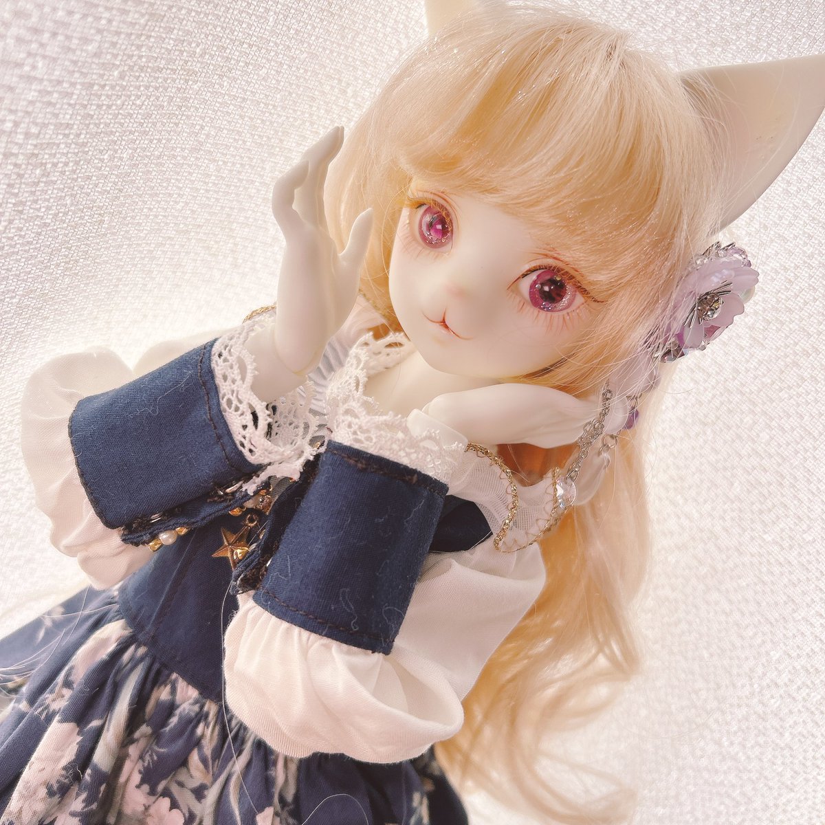 #公式画像とうちの子並べようぜ

1枚目公式｢可愛い｣
2枚目うちに来たて｢憂いを帯びて可愛い｣
3枚目4枚目｢きゃんんんわいいねぇ🤤💕｣

ドールさんは生きてはないけど
イキイキとはしていると思うんだ。
そしてわたしはそうさせてあげたい。