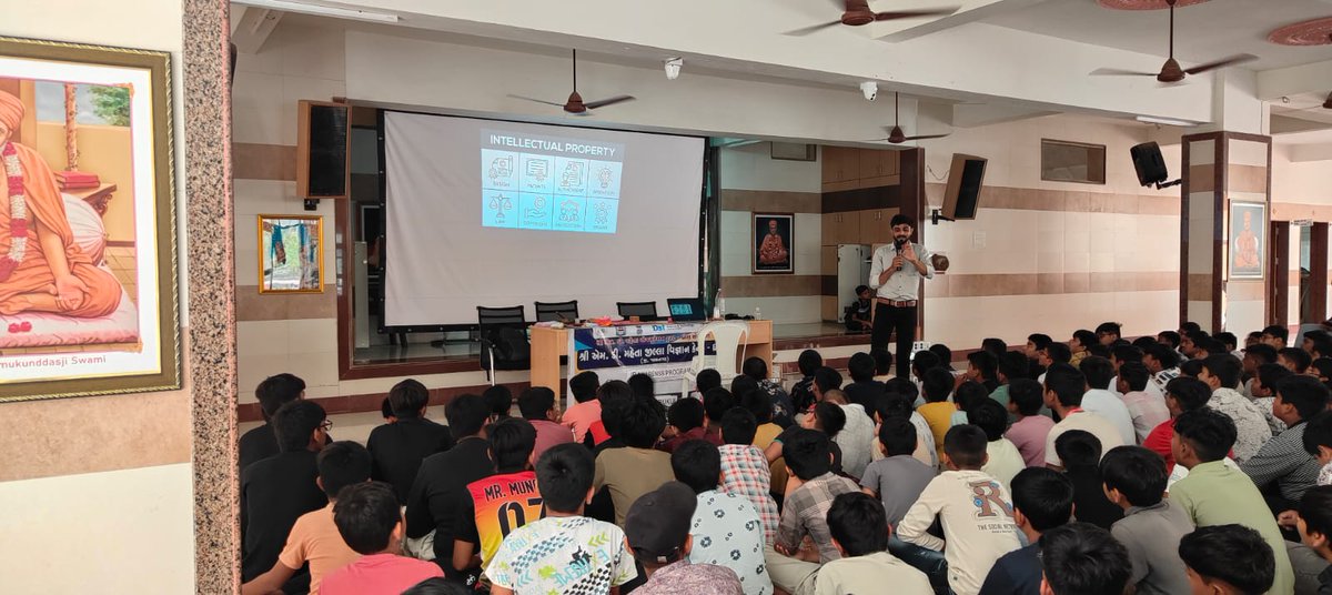 MDhrol's tweet photo. #IPFestivalGujarat #IPMonth IP Awareness Program for 200 students of Shri Swaminarayan Gurukul at Jamnagar by @InfoGujcost approved M. D. Mehta District science center dhrol IP Lab (dist Jamnagar)
@IndiaDST @monakhandhar @narottamsahoo @dstGujarat @WIPO @dharmesh0506 https://t.co/IN5vM5BlKn