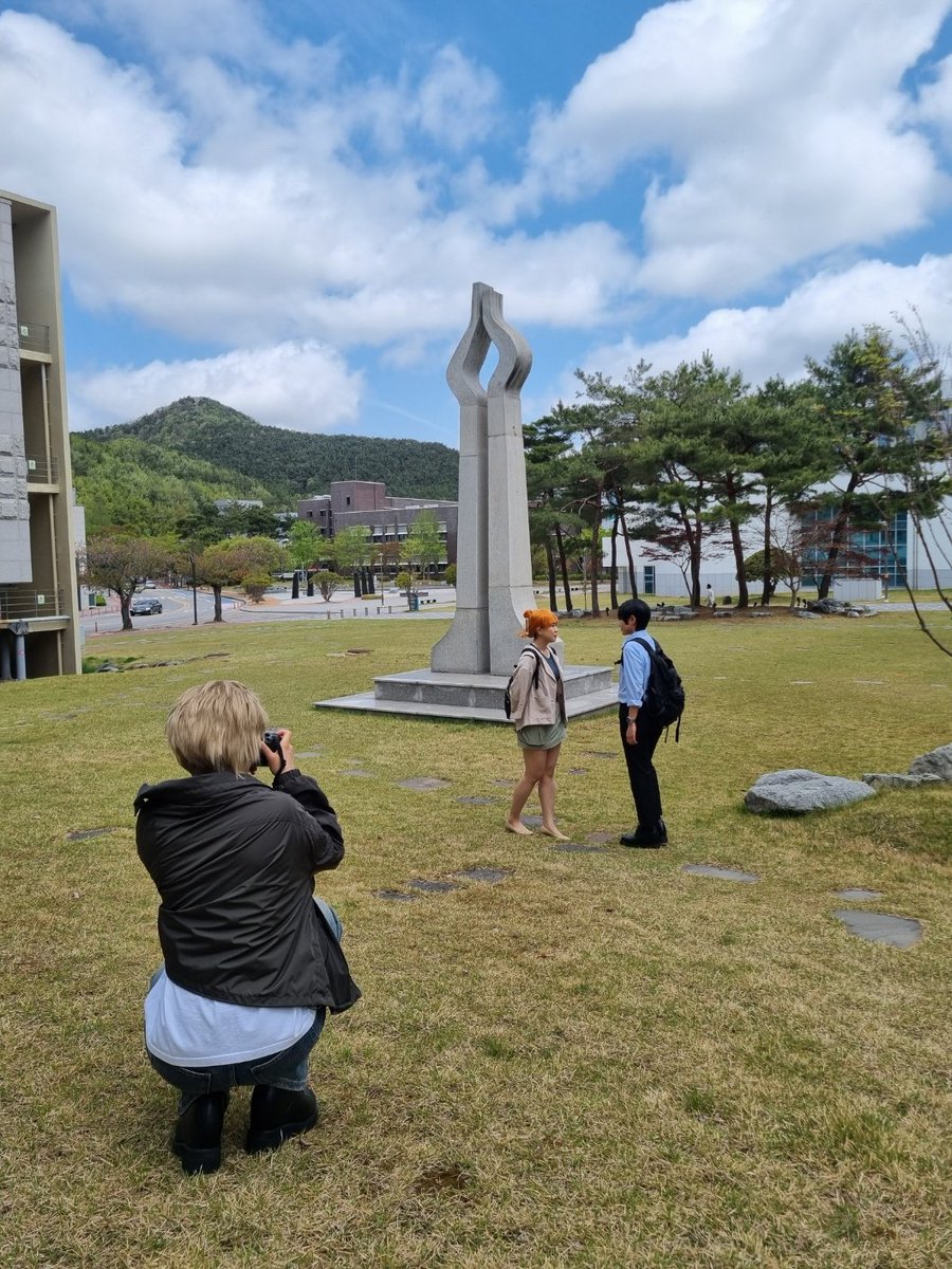 치인트 코스프레 촬영(이라고 쓰고 걍 놀았다고 함)
개털 <a href="/deulian_/">🕯《 드리안 》🐉👑</a>
남주 <a href="/204_Notfound/">텀</a> 
사진은 특이가 예부게 찍어줌 감사혀요^^♡