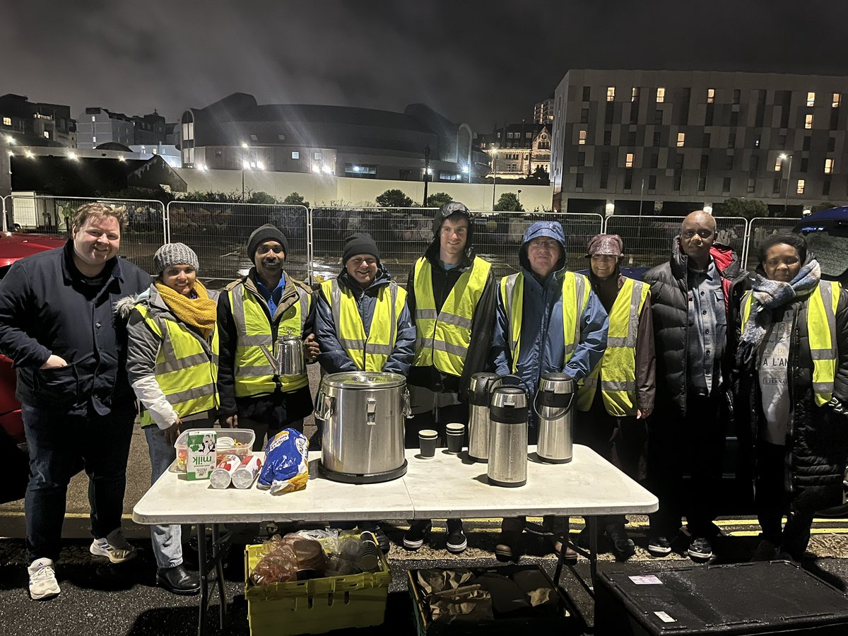 plymouthsouprun's tweet photo. HUGE thanks to Sarah @HarboursidePlym for her generous donation of chips &amp; fish cakes to serve on Good Friday together with our usual fayre. It was an extremely wet night, but there were still 60+ people waiting for food. 🙏 to the Plymouth Christian Centre team for their support https://t.co/OjiXjnJujj
