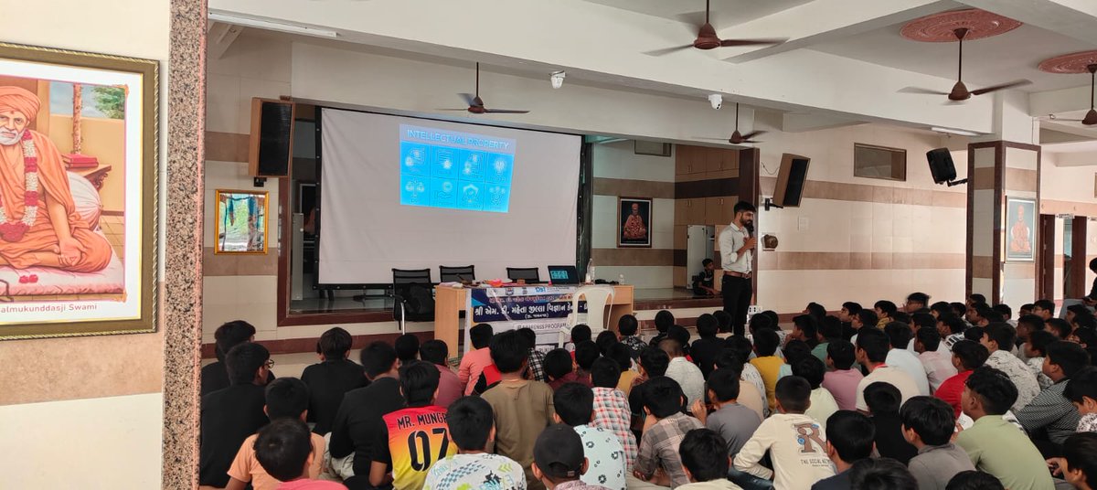 MDhrol's tweet photo. #IPFestivalGujarat #IPMonth IP Awareness Program for 200 students of Shri Swaminarayan Gurukul at Jamnagar by @InfoGujcost approved M. D. Mehta District science center dhrol IP Lab (dist Jamnagar)
@IndiaDST @monakhandhar @narottamsahoo @dstGujarat @WIPO @dharmesh0506 https://t.co/IN5vM5BlKn