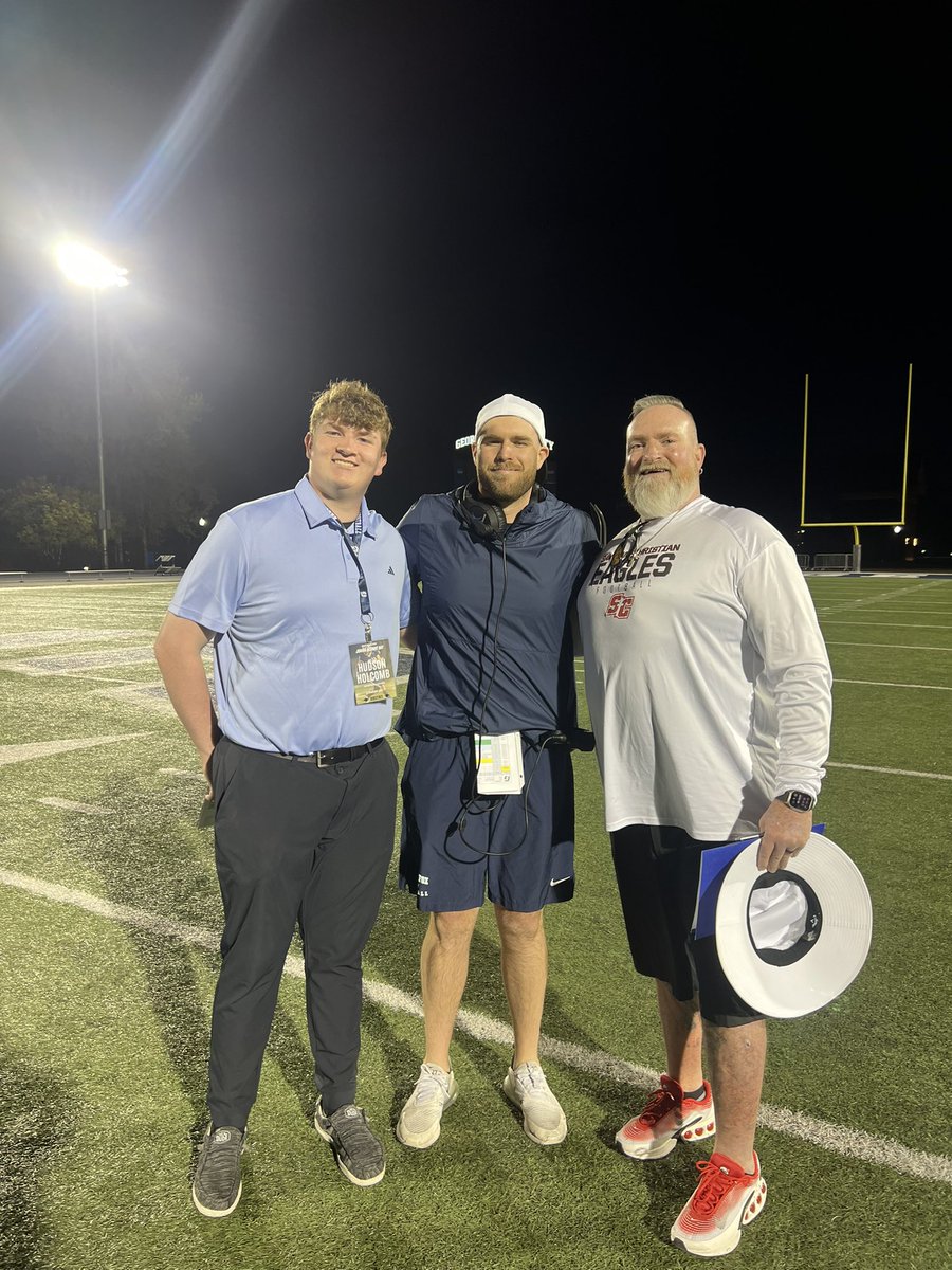 Had a great junior day football visit at George Fox University.
<a href="/SpencerCrace/">Spencer Crace</a> 
<a href="/CoachMondt/">Coach Joshua Mondt🏴‍☠️</a> 
<a href="/CoachQuinnSmith/">Coach Quinn Smith</a> 
<a href="/GFUAthletics/">George Fox Athletics</a>